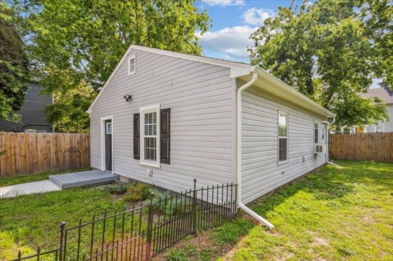 House  Hampton