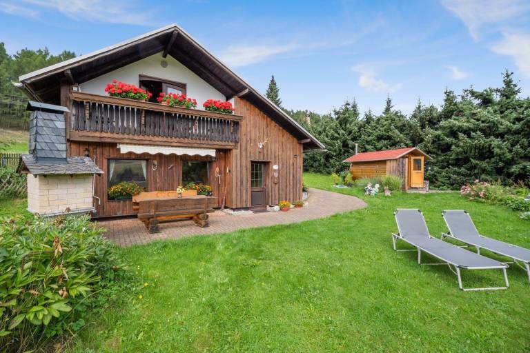 Schönes Ferienhaus in Piesau mit Sauna