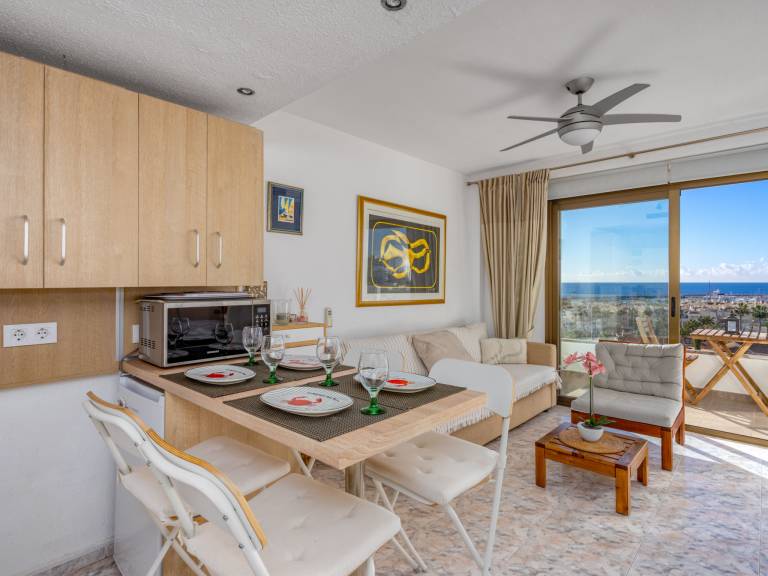 Children-friendly rental apartment with pool & garden | Sea view | Close to the beach - 3