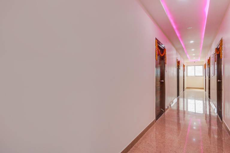 Hotel O 83023 Balaji Residency