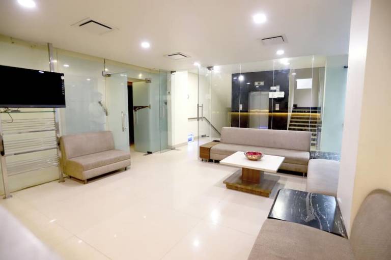HOTEL BLUE PEARL