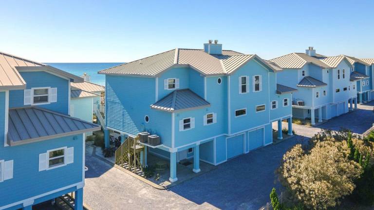 House Gulf Breeze