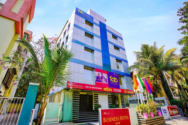 FabHotel Happy Homely Stay Airport Road