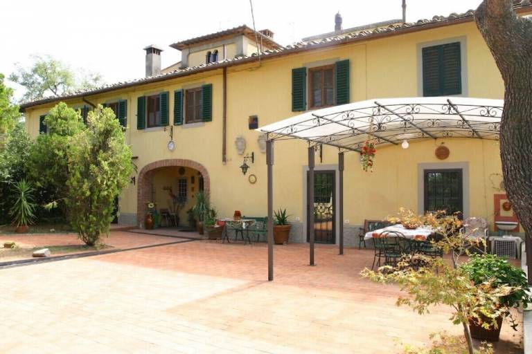Villa San Vincenzo A Torri