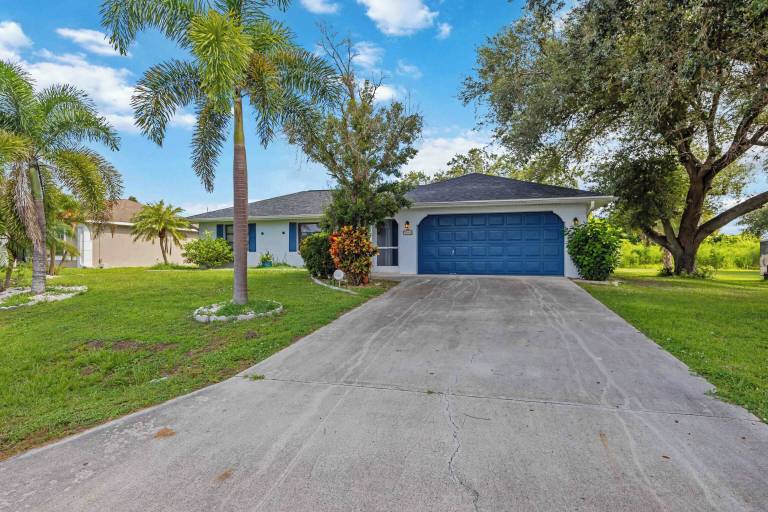 House  Port Charlotte