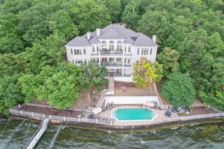 House Lake Ozark