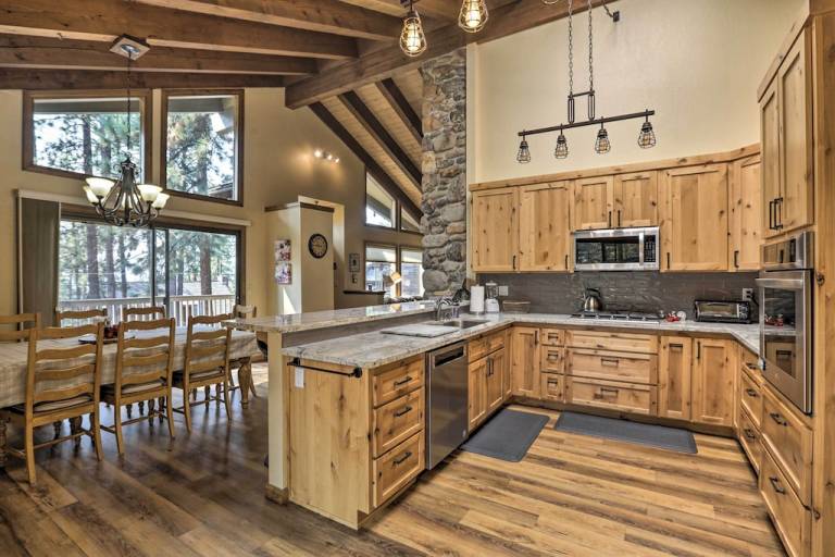 House  Zephyr Cove-Round Hill Village