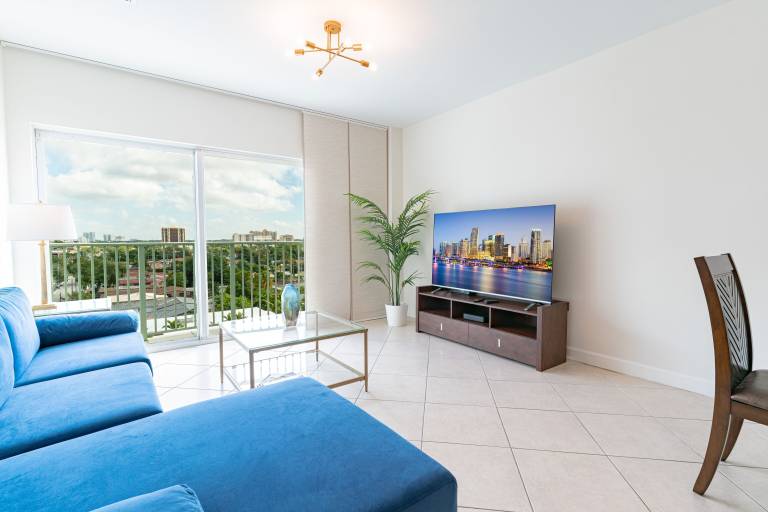 Condo Coconut Grove