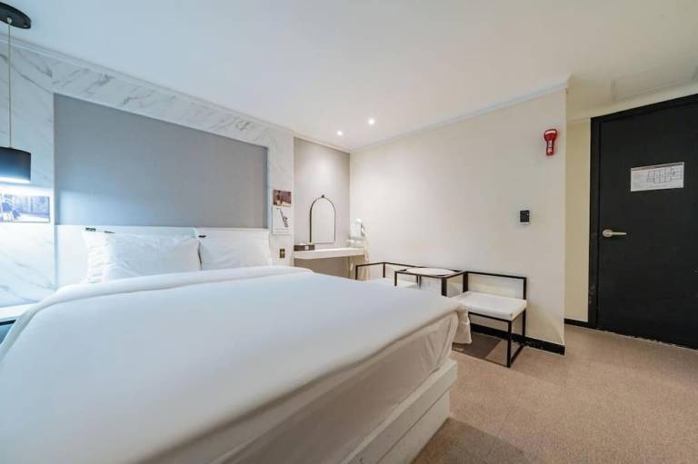 Songdo Yam Hotel