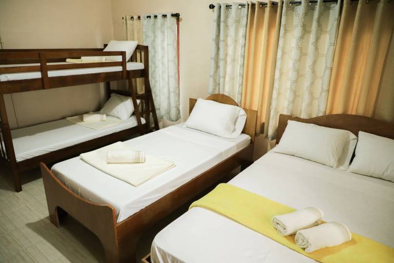 Bed and breakfast Koror