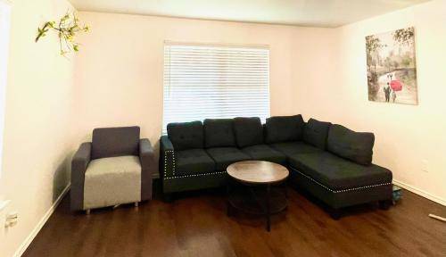 Private room near downtown