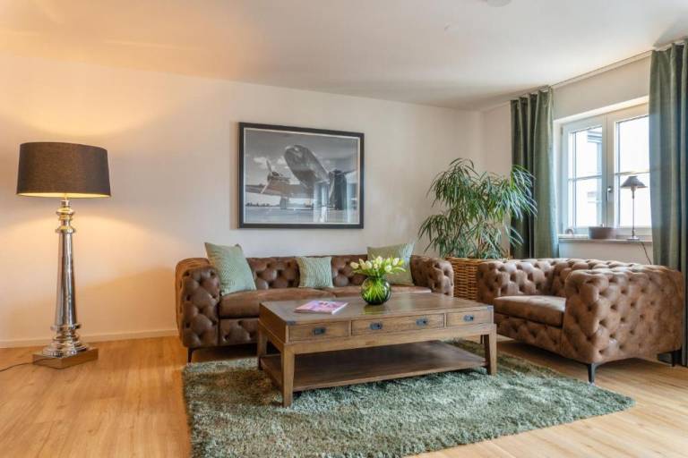 Cosmopolitan Suite 84qm mit Balkon