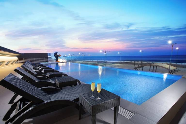 Hotel Whistlelark Jeju