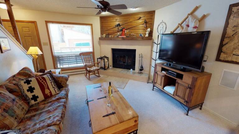 Apartment  Red River