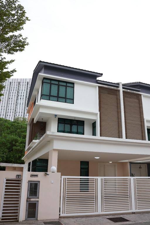 Villa Kawasan Perumahan Sungai Emas