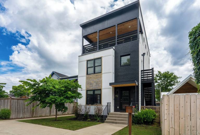 House  Downtown