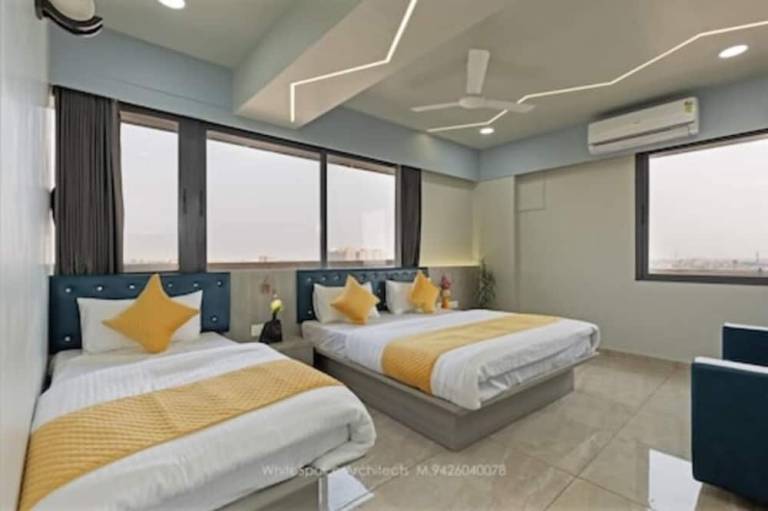 Hotel Annex Inn