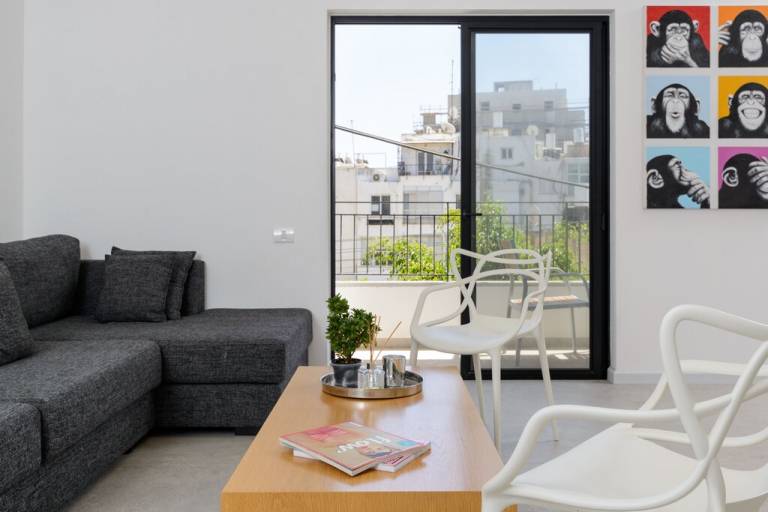 Apartment Tel Aviv District