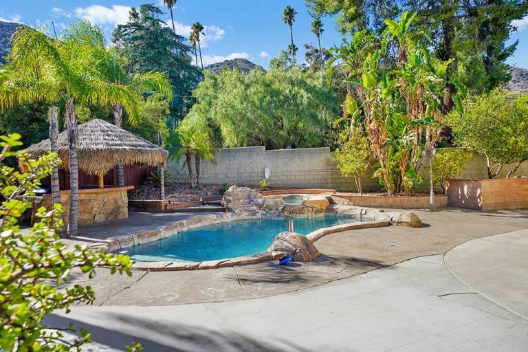 House Lake Elsinore