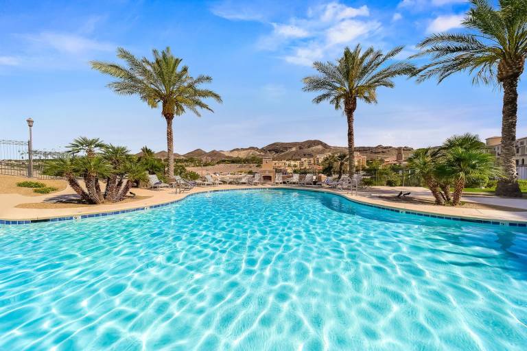 Condo  Lake Las Vegas