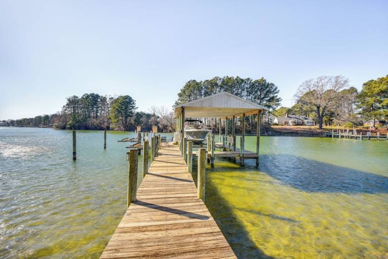 Cabin Reedville