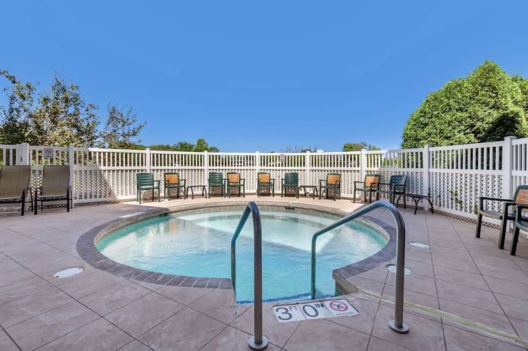 Best Western Premier Bridgewood Resort Hotel