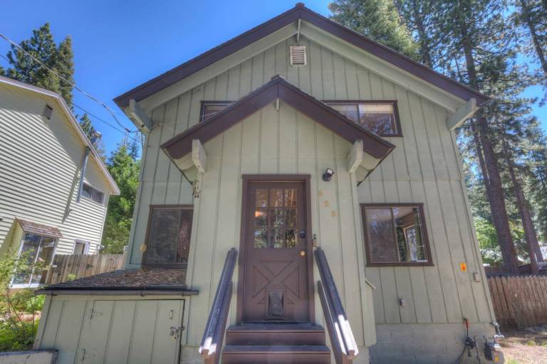 House Tahoe Vista