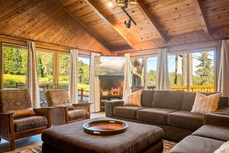 Cabin Sugarloaf