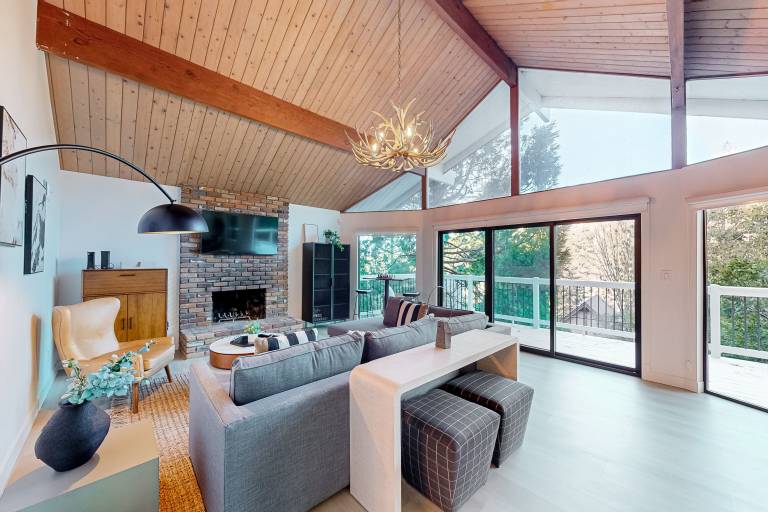 House Lake Arrowhead