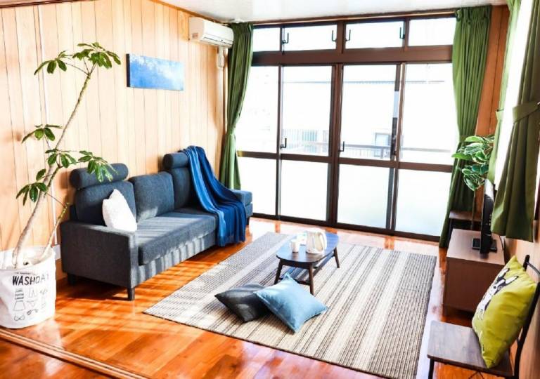 Apartment 2 Chome Mihama