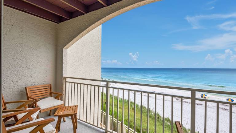 Family Friendly Apartment in Santa Rosa Beach with Gulf-Front Balcony + Amazing Views