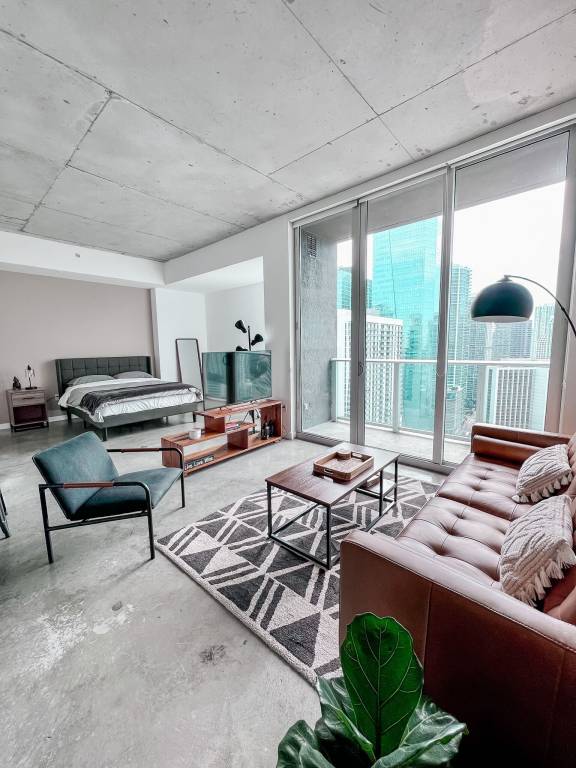Condo Coconut Grove