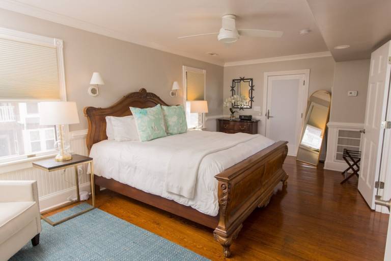 Bed and breakfast  Manteo