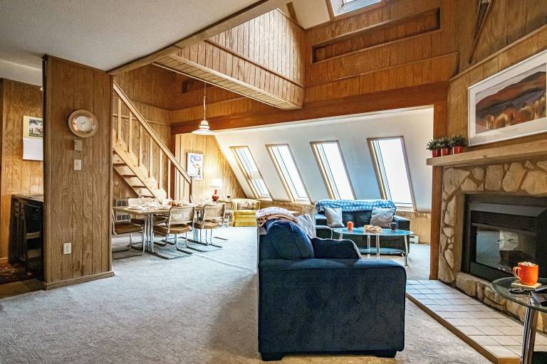 Condo Snowshoe