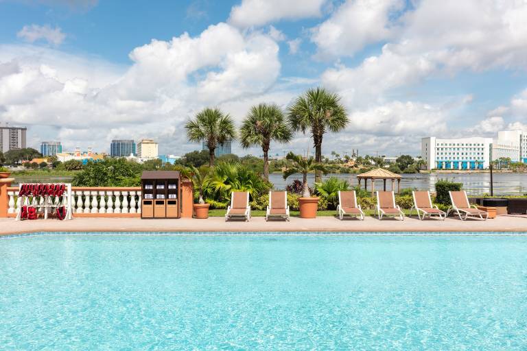 Aparthotel Florida Center