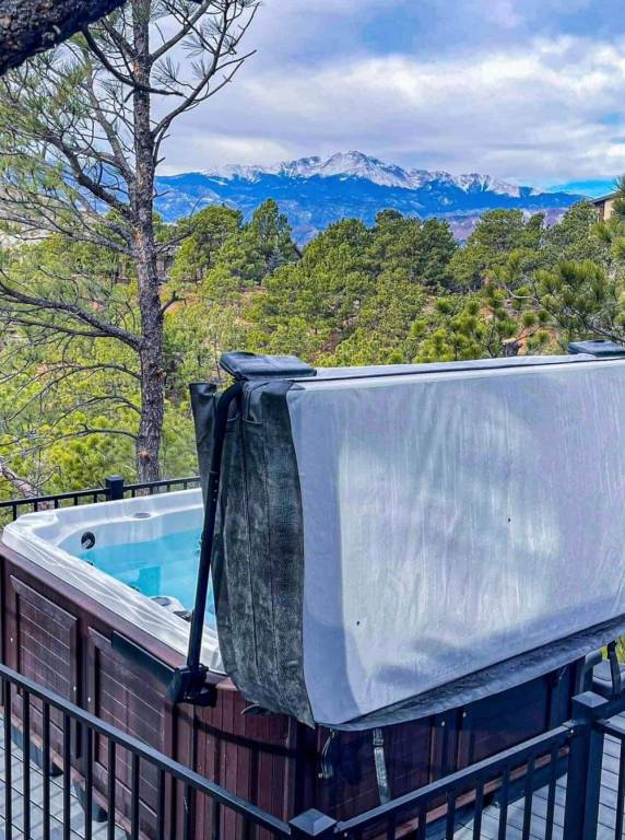 Apartment Northeast Colorado Springs