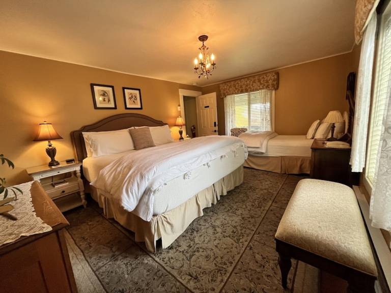 Bed and breakfast  Ashland