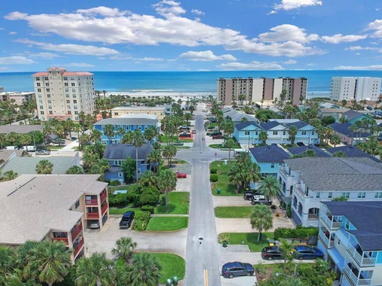 Condo  Beaches