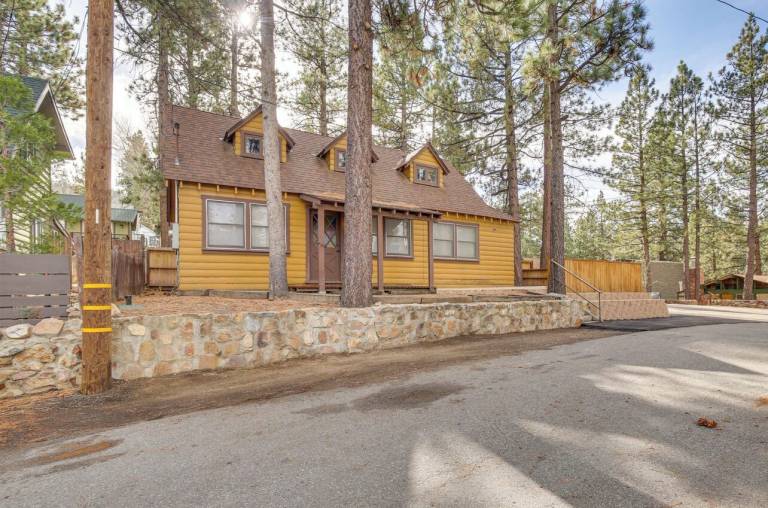 Cabin Snow Summit Ski Resort