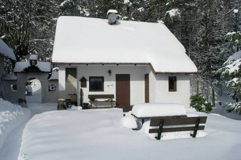 Domek w stylu alpejskim  Záborčí