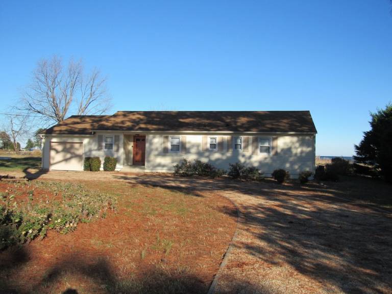 House Deltaville