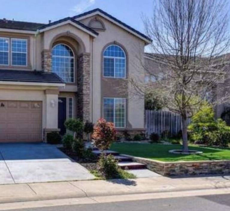 House Elk Grove