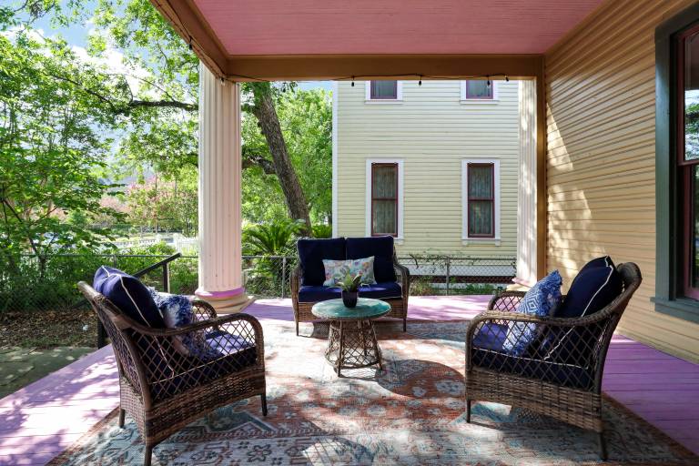 King William A Birdy Vacation Rental