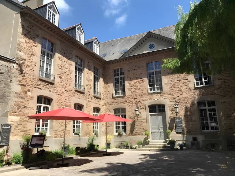 Apartment Dinan