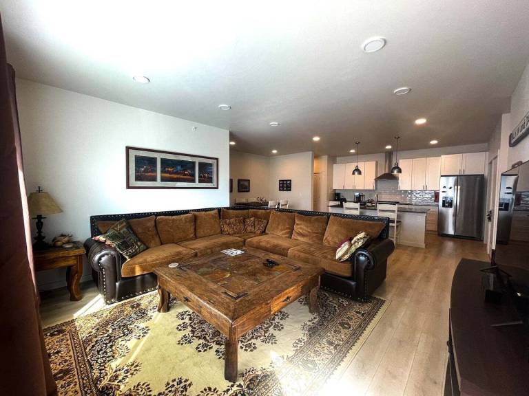 Apartment  Livingston