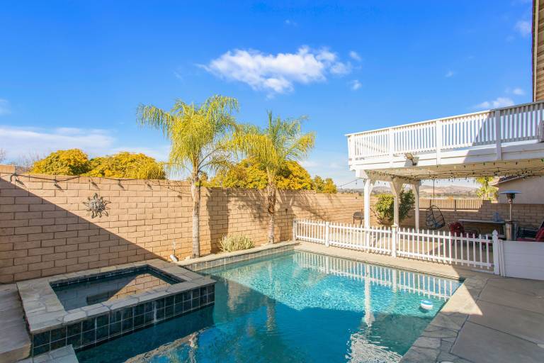 House Lake Elsinore