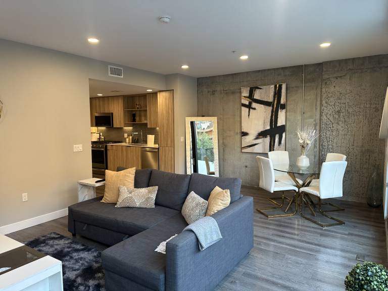 Accommodation  North Hollywood