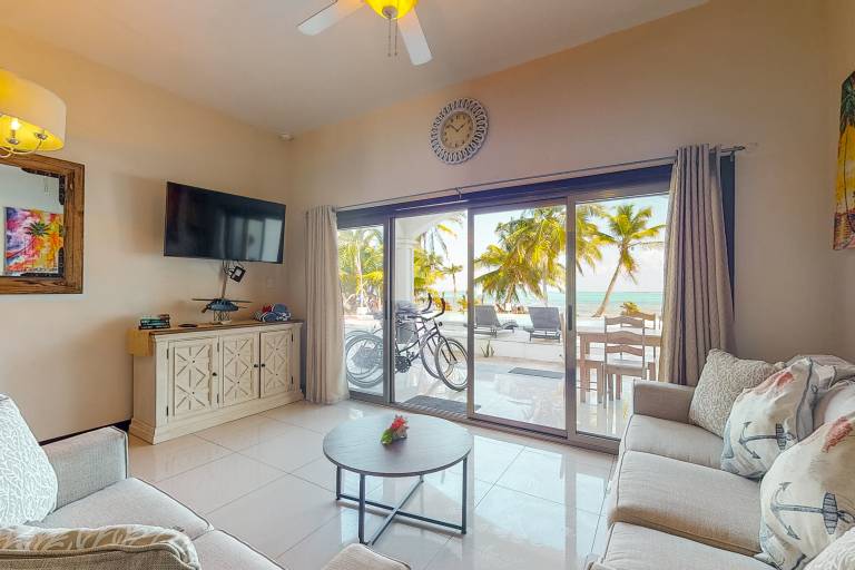 Condo  Belize