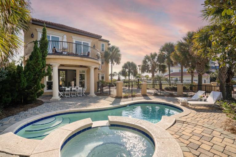 House Destin