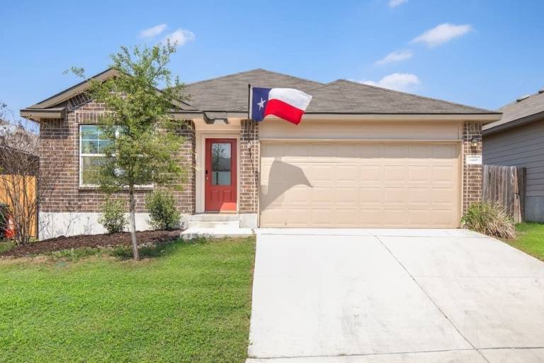 House Lackland AFB